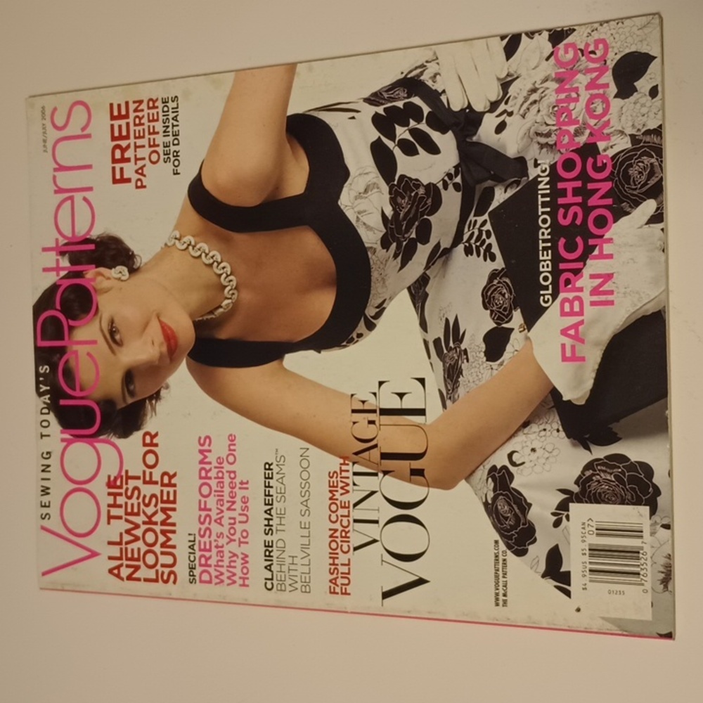 2/$15 Vogue Patterns June/July 2006 Magazine